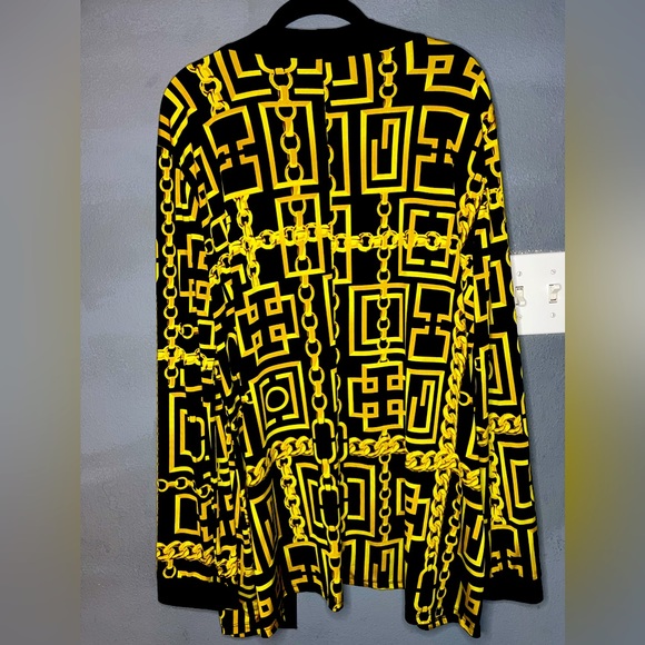 ~Cardigan ~ designer print ~ size L - Picture 3 of 6